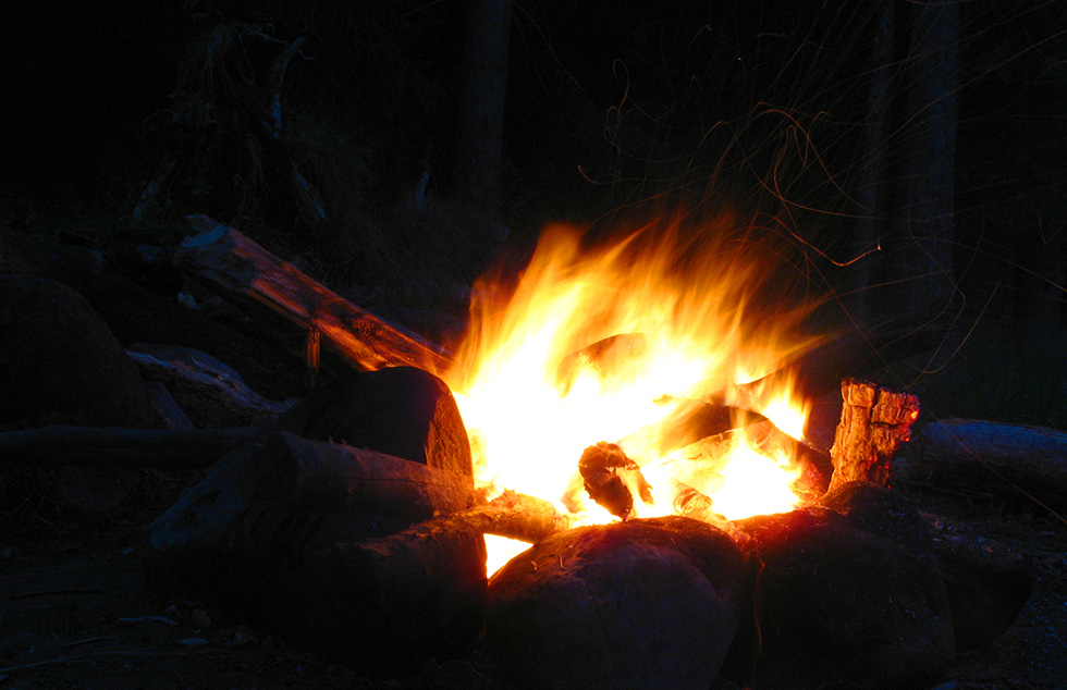 foc de tabara / camp fire