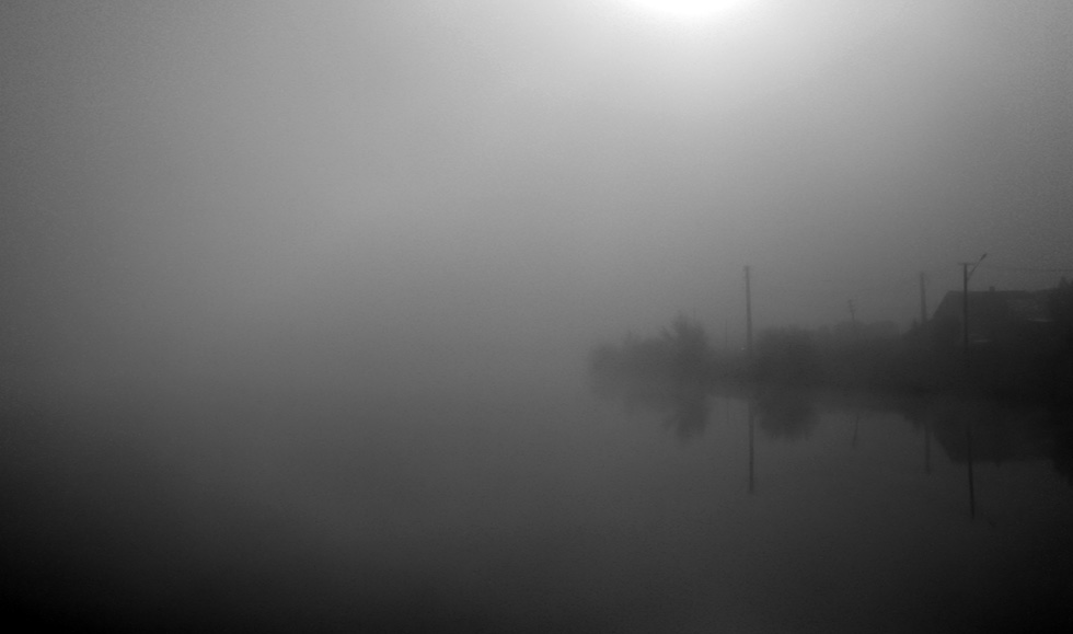 ceata peste lac / fog over the lake